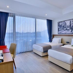 Terrace Executive Twin Room Non-Smoking